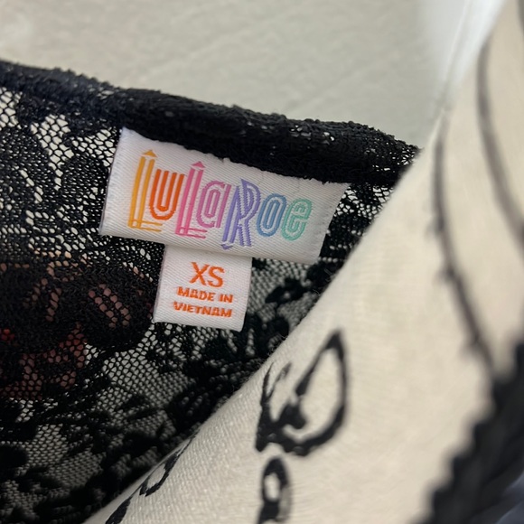 LuLaRoe Joy Sleeveless Kimono - Picture 2 of 6